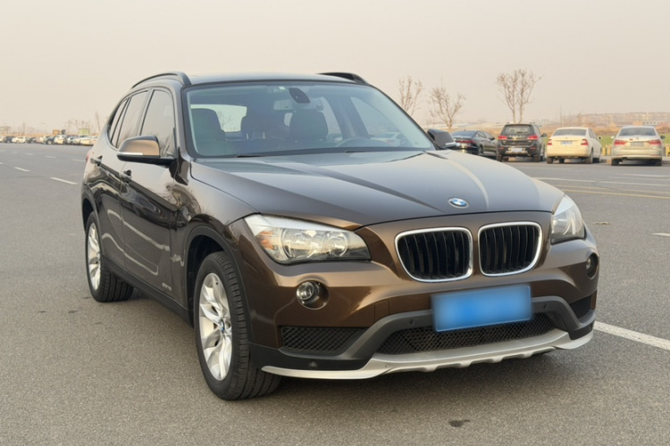 宝马X1 2015款 sDrive18i 时尚晋级版车身外观6007