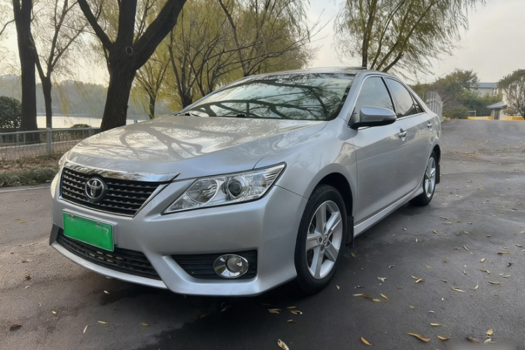 丰田 凯美瑞 2012款 骏瑞 2.0S 耀动版车身外观6004