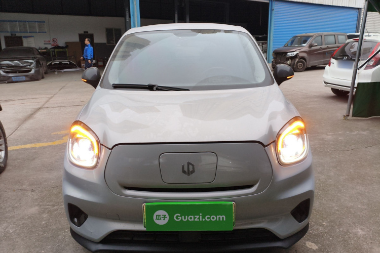 零跑汽车 零跑T03 2023款 310轻享版车身外观2