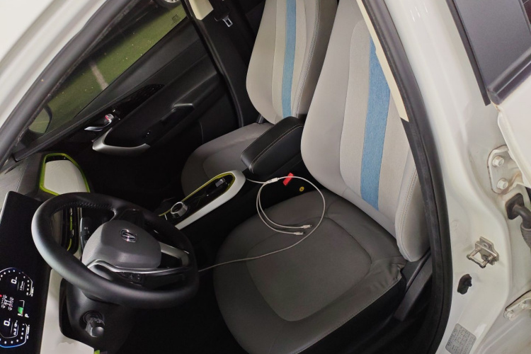 长安欧尚 奔奔E-Star 2021款 国民版 心悦版（快充版）磷酸铁锂（31.18kWh）中控内饰19