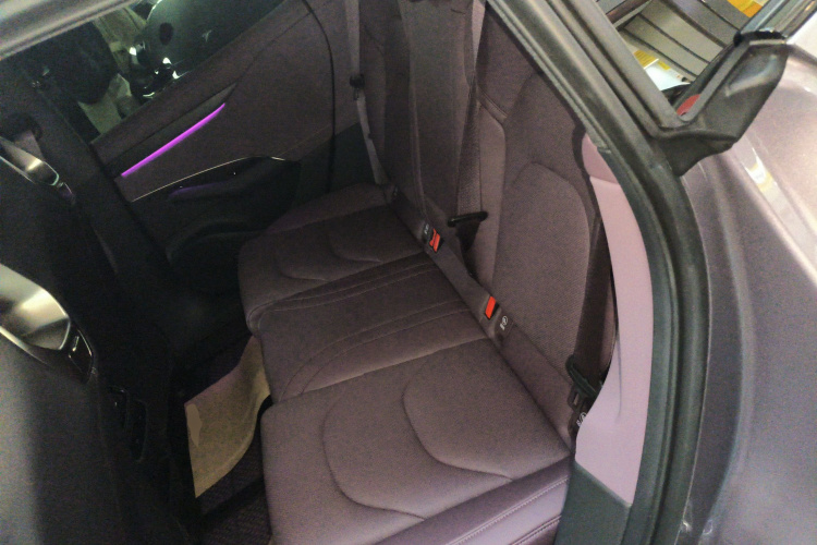 小米汽车 小米SU7 2024款 后驱超长续航高阶智驾Pro版中控内饰7004