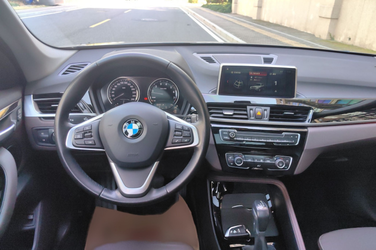 宝马X1 2019款 xDrive20Li 尊享型局部细节13