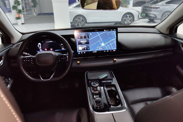 埃安 AION S Plus 2021款 70 科技版中控内饰7002