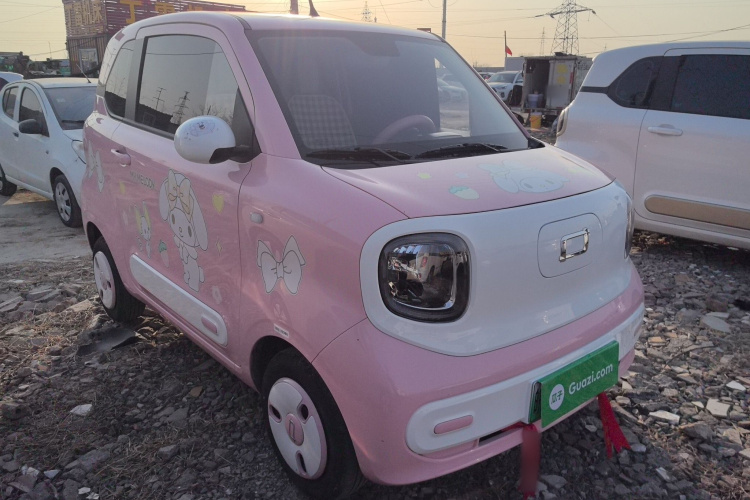 奔腾小马 2025款 222km 灵动马车身外观6002