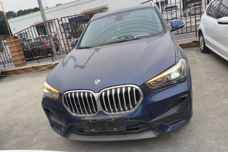 宝马X1 2020款 sDrive25Li 领先型车身外观2