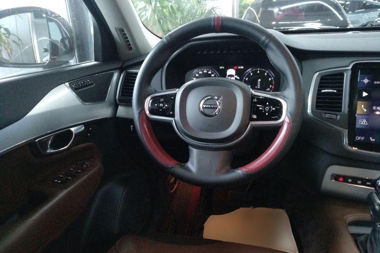 沃尔沃XC90 2019款 T5 智逸版 5座 国VI中控内饰13