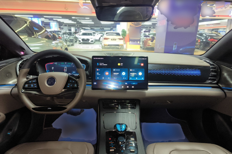 比亚迪 汉 2022款 EV 创世版 610KM四驱尊享型中控内饰7002