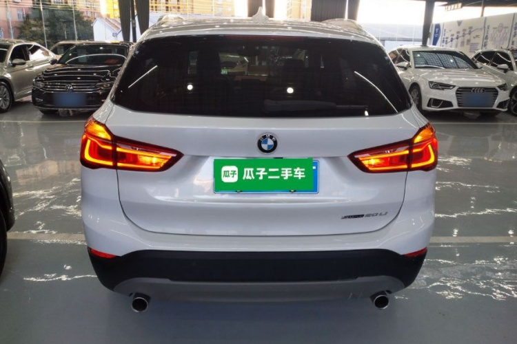 宝马X1 2018款 sDrive20Li 领先型车身外观6004