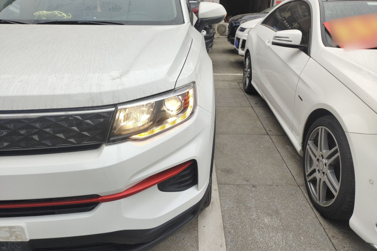 长安CS35PLUS 2022款 1.6L 手动豪华版局部细节36