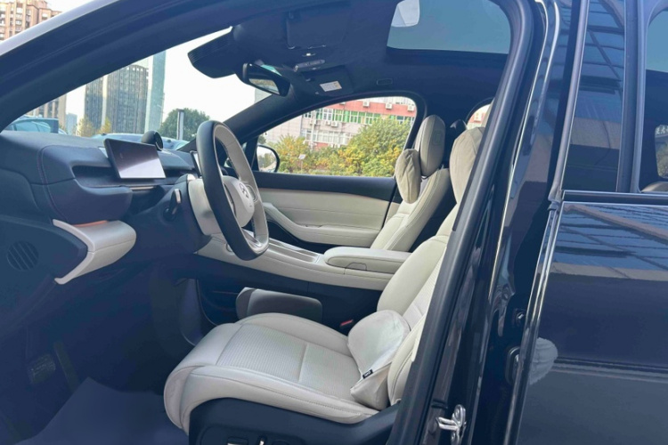 蔚来ES6 2023款 75kWh车身外观6009