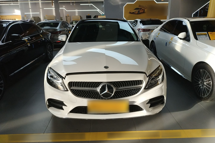 奔驰C级 2021款 C 200 L 时尚型运动版车身外观2