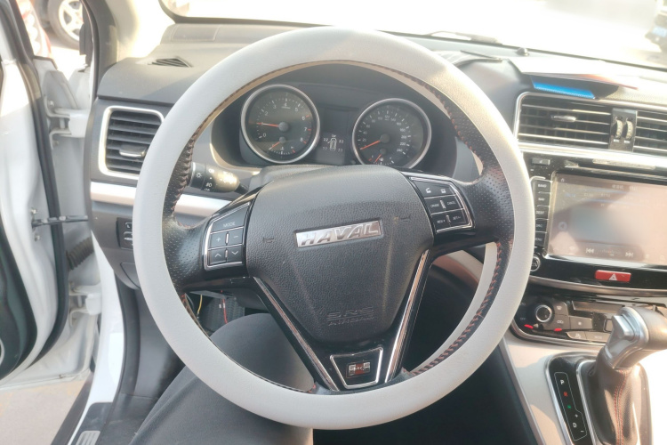 哈弗H6 2017款 红标 运动版 1.5T 自动两驱豪华型中控内饰13