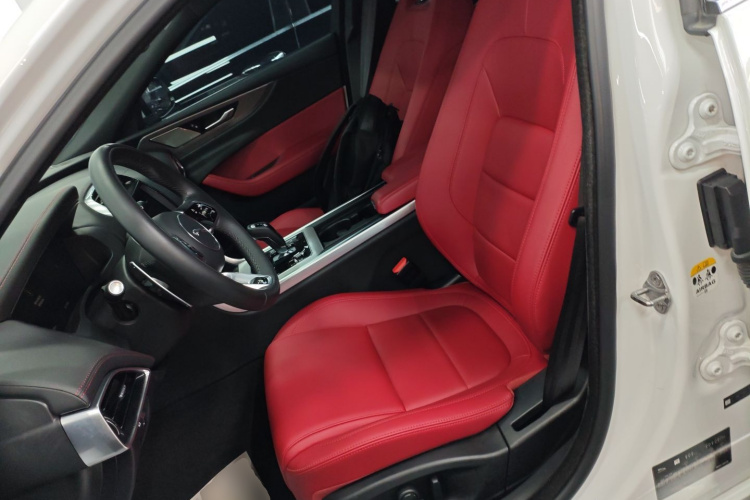 捷豹XEL 2024款 2.0T 250PS R-DYNAMIC S进取运动版局部细节19