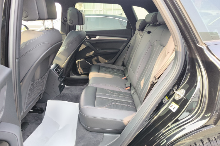 奥迪Q5L 2024款 40 TFSI 豪华动感型中控内饰21