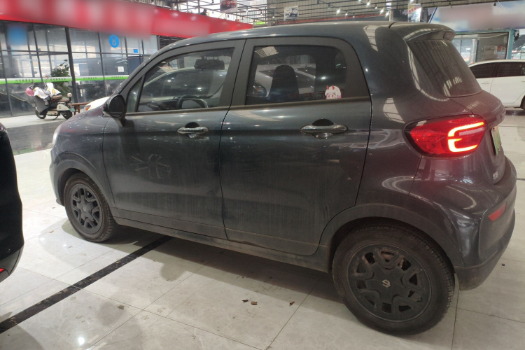 零跑汽车 零跑T03 2023款 310轻享版车身外观4