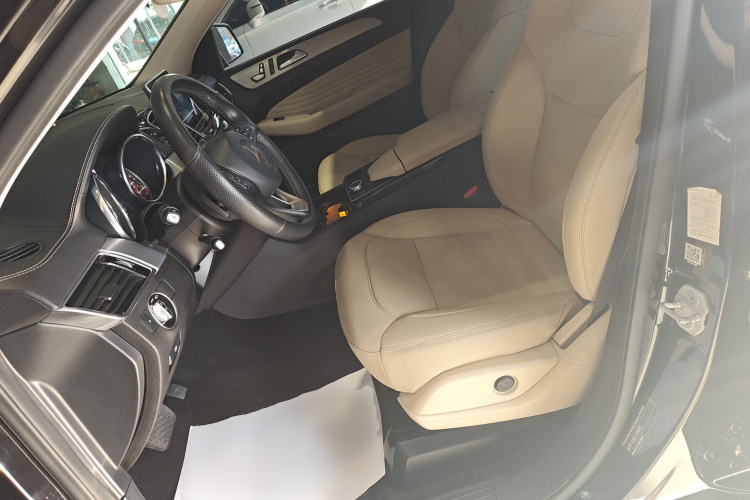 奔驰GLE轿跑 2015款 GLE 320 4MATIC 轿跑SUV中控内饰19