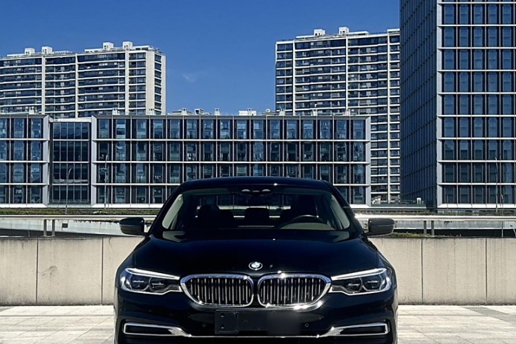 宝马5系新能源 2020款 里程升级版 530Le 豪华套装车身外观6005