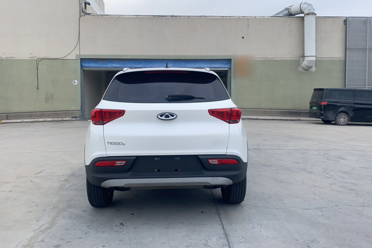 奇瑞 瑞虎7 2016款 2.0L CVT耀臻版车身外观6005