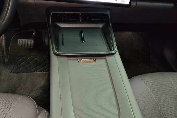 领克07 2024款 EM-P 126长续航 Ultra局部细节18