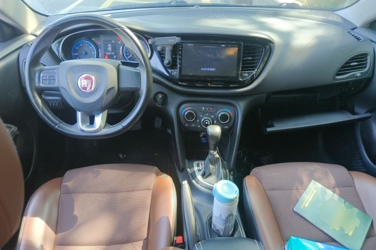 菲亚特 菲翔 2017款 1.4T 自动劲享版中控内饰12