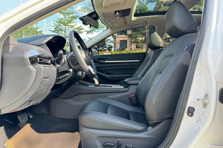 日产 天籁 2022款 2.0L XL-TLS 悦享版中控内饰7003