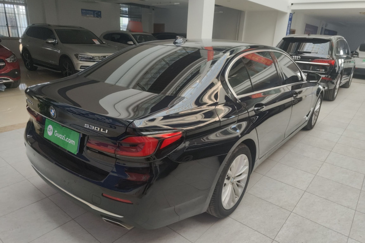 宝马5系 2021款 525Li 豪华套装车身外观7