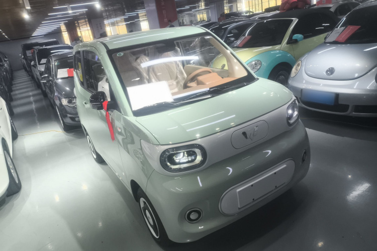 五菱汽车 宏光MINIEV 2024款 第三代 215km 进阶版车身外观3