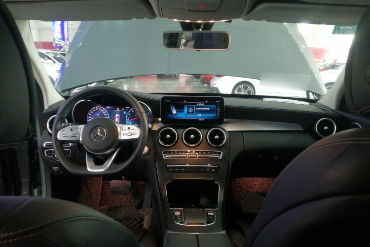 奔驰C级 2020款 改款 C 200 L 时尚型运动版中控内饰7002