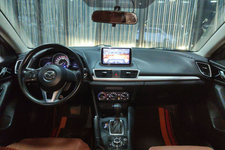 马自达3 昂克赛拉 2016款 三厢 1.5L 自动舒适型中控内饰12