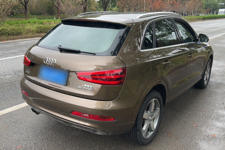 奥迪Q3 2016款 35 TFSI 典藏版 舒享型车身外观6001