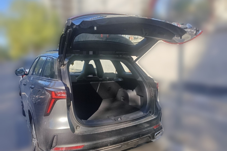 长安CS75 PLUS 2024款 第三代 冠军版 1.5T 智驾劲航型中控内饰23