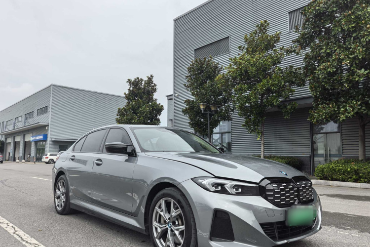 宝马i3 2022款 eDrive 35 L车身外观6008