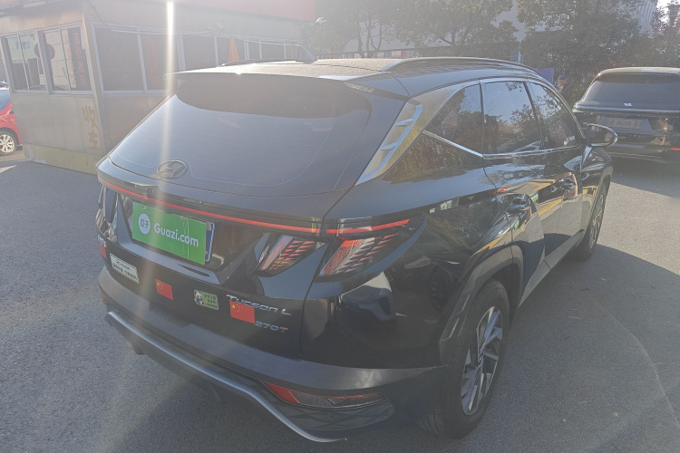 现代 2023款 途胜L 1.5T 自动两驱GLX精英版车身外观7