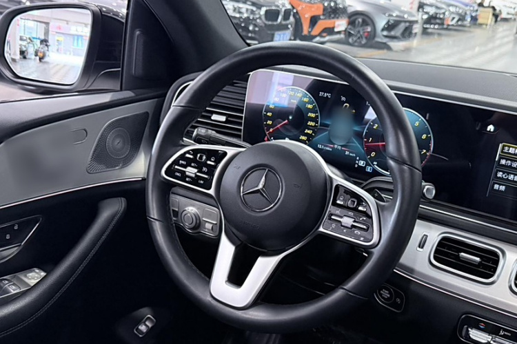 奔驰GLE轿跑 2020款 GLE 350 4MATIC 轿跑SUV 豪华型中控内饰7006