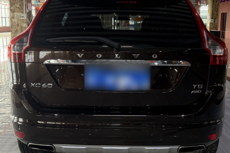 沃尔沃XC60 2017款 T5 AWD 智进版车身外观6013
