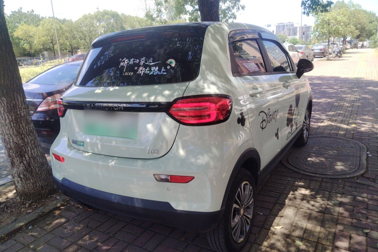 零跑汽车 零跑T03 2024款 310舒享版车身外观6005