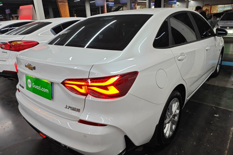 雪佛兰 科鲁泽 2024款 1.5L 双离合悦享版车身外观7