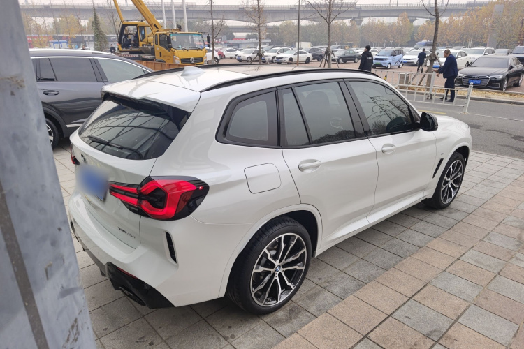 宝马X3 2022款 xDrive30i 领先型 M曜夜套装车身外观7