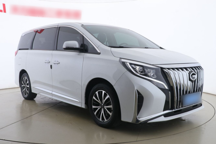 广汽传祺 传祺M8 2021款 改款 领秀系列 390T 豪华版车身外观6001