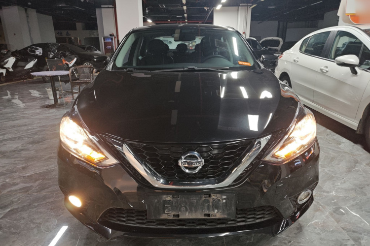 日产 轩逸 2022款 经典 1.6XL CVT豪华版车身外观2