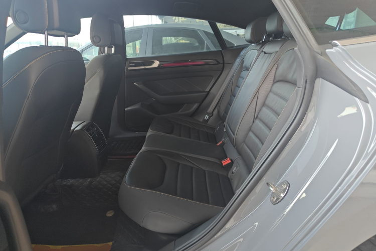 一汽-大众CC 2023款 380TSI 夺目版中控内饰21