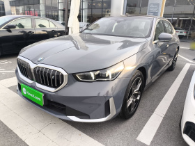 宝马i5 2024款 eDrive 35L  豪华套装