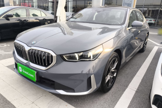 宝马i5 2024款 eDrive 35L  豪华套装