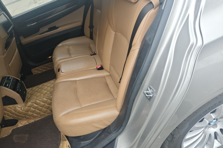 宝马7系 2010款 760Li中控内饰21