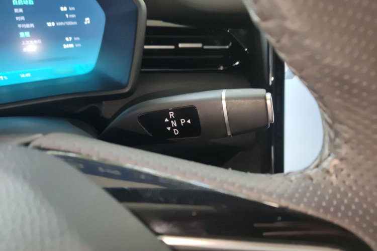 小鹏G3 2022款 G3i 460N局部细节18