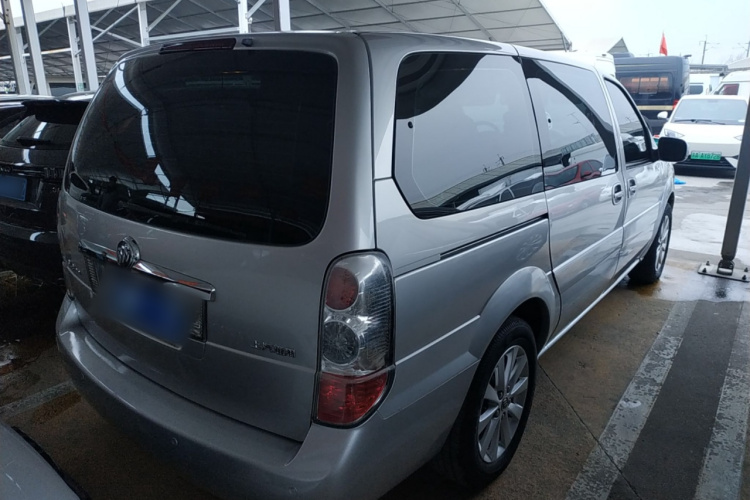 别克GL8 2014款 2.4L 经典版车身外观6005