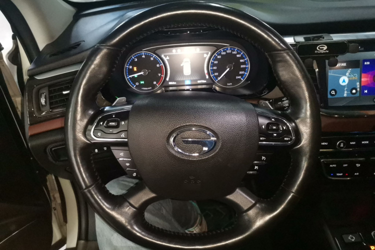 广汽传祺 传祺GS8 2017款 320T 四驱豪华智联版（七座）局部细节13