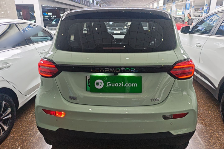 零跑汽车 零跑T03 2025款 310舒享版车身外观6