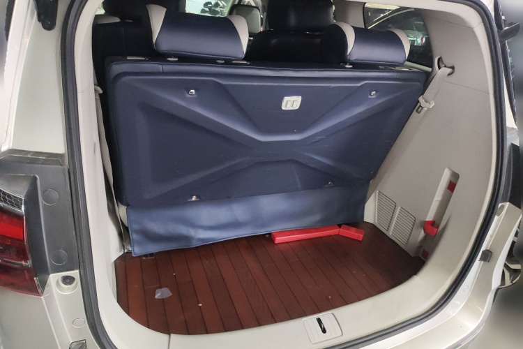 别克GL8 2022款 ES陆尊 653T 舒适型中控内饰23