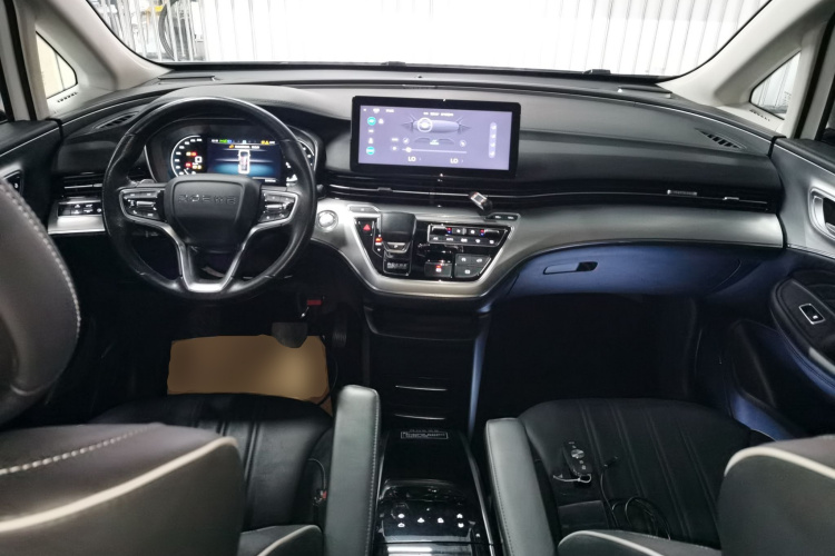 荣威iMAX8 2021款 400TGI Supreme系列陆尊版中控内饰12